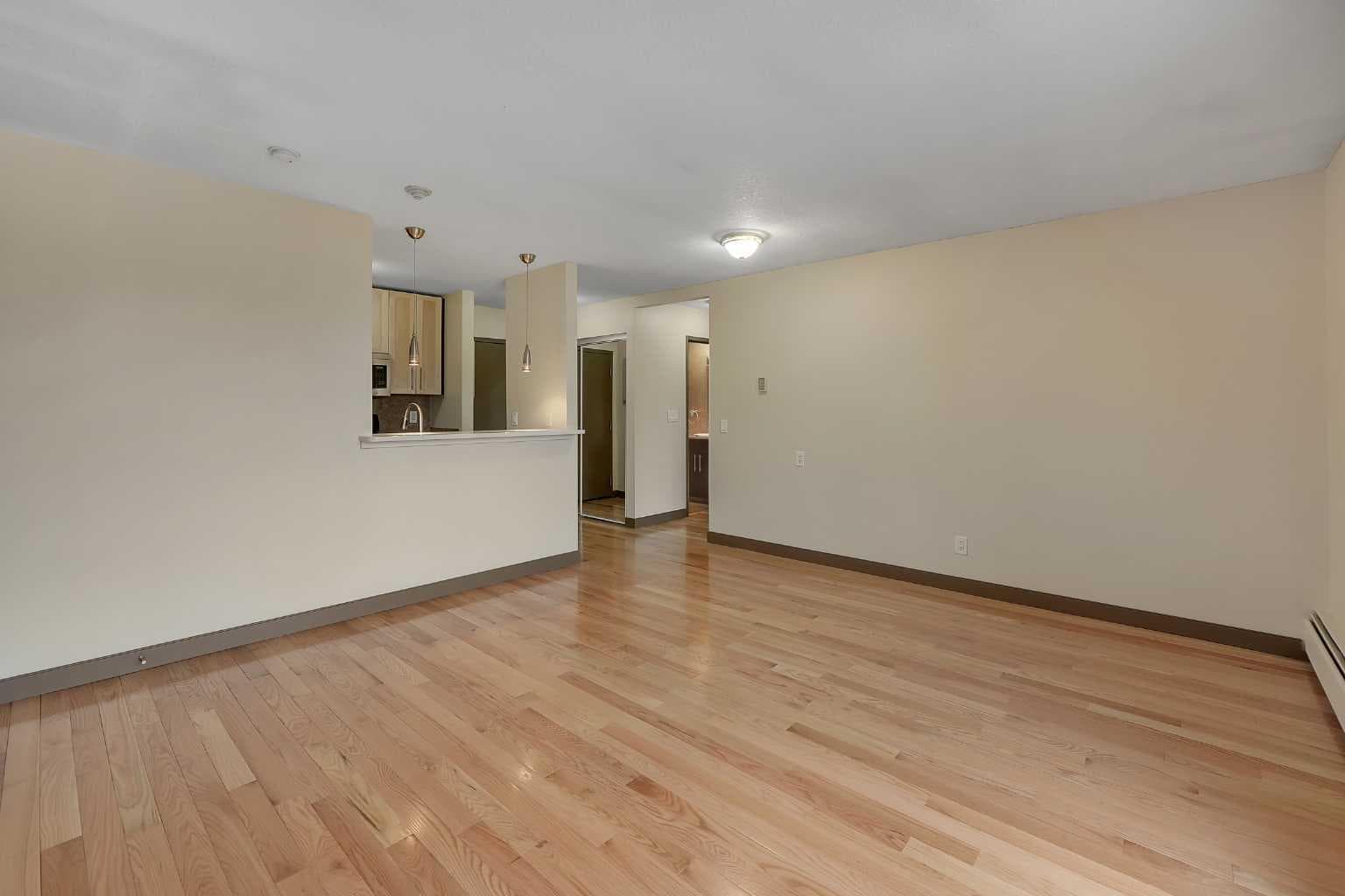 5302, 27 Grier Place NE — photo 3