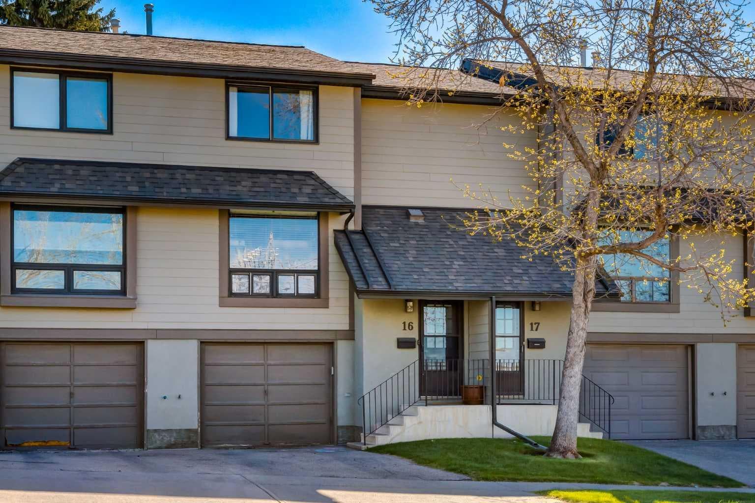 16, 5019 46 Avenue SW — photo 1
