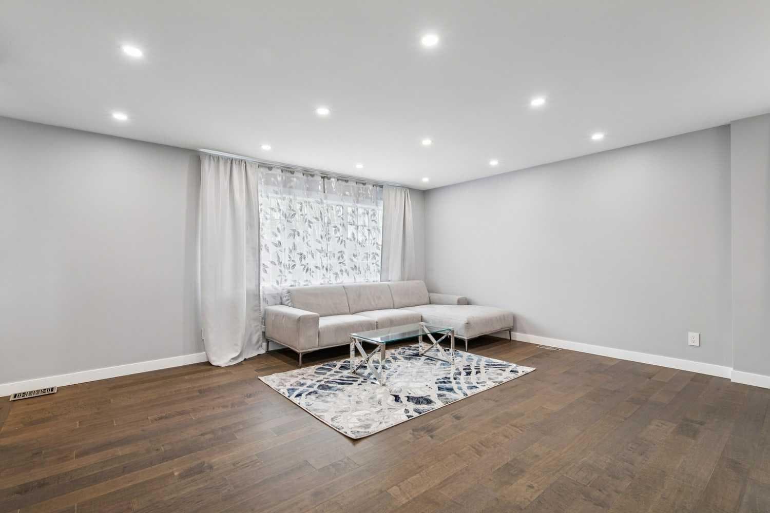 427 96 Avenue SE — photo 4