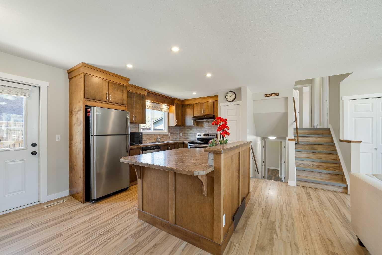 10 Trent Road W — photo 3