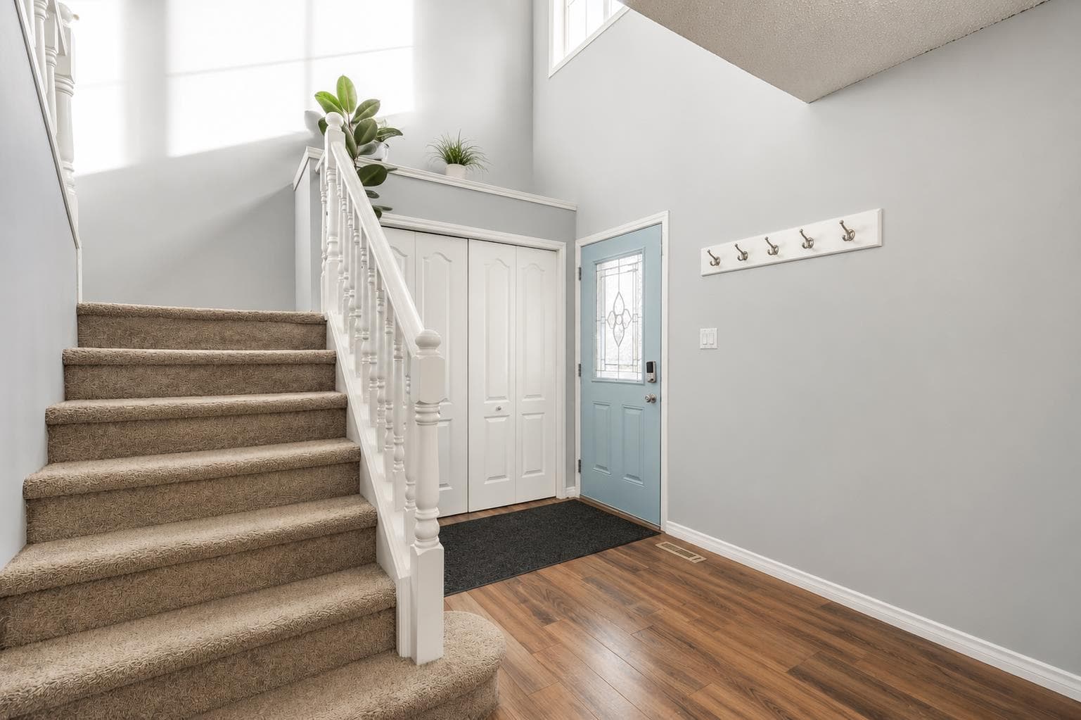 47 Westmount Road — photo 3