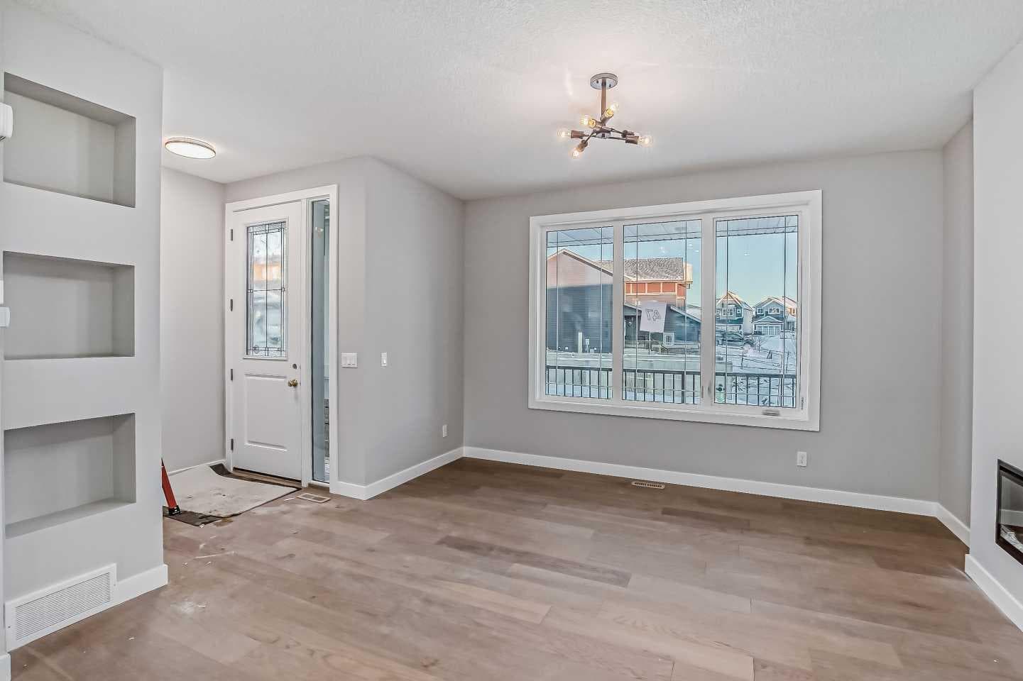 2081 Cobblespring Avenue SW — photo 4