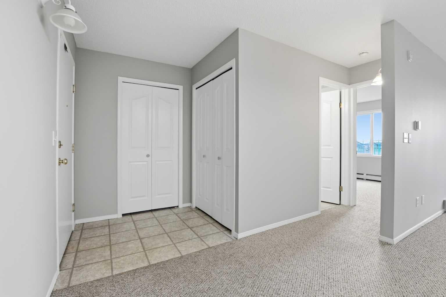 105, 60 Lawford Avenue — photo 5