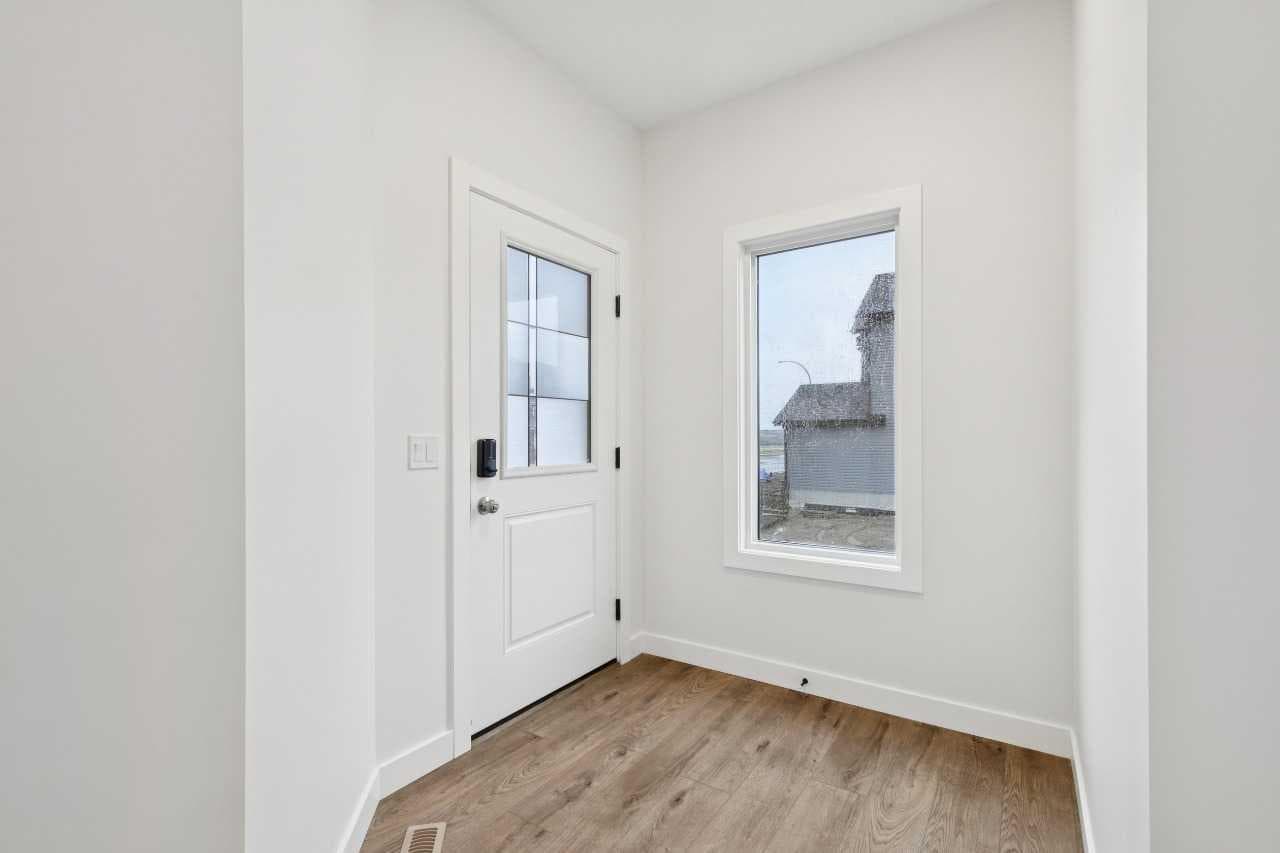 37 Sora Gardens SE — photo 3