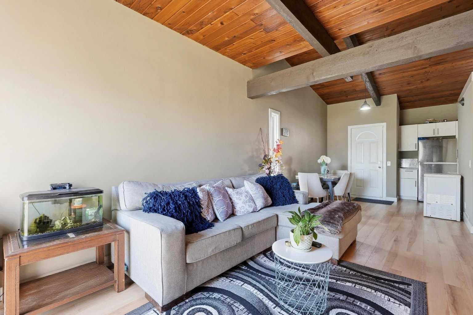 416 Pinemont Gate NE — photo 3