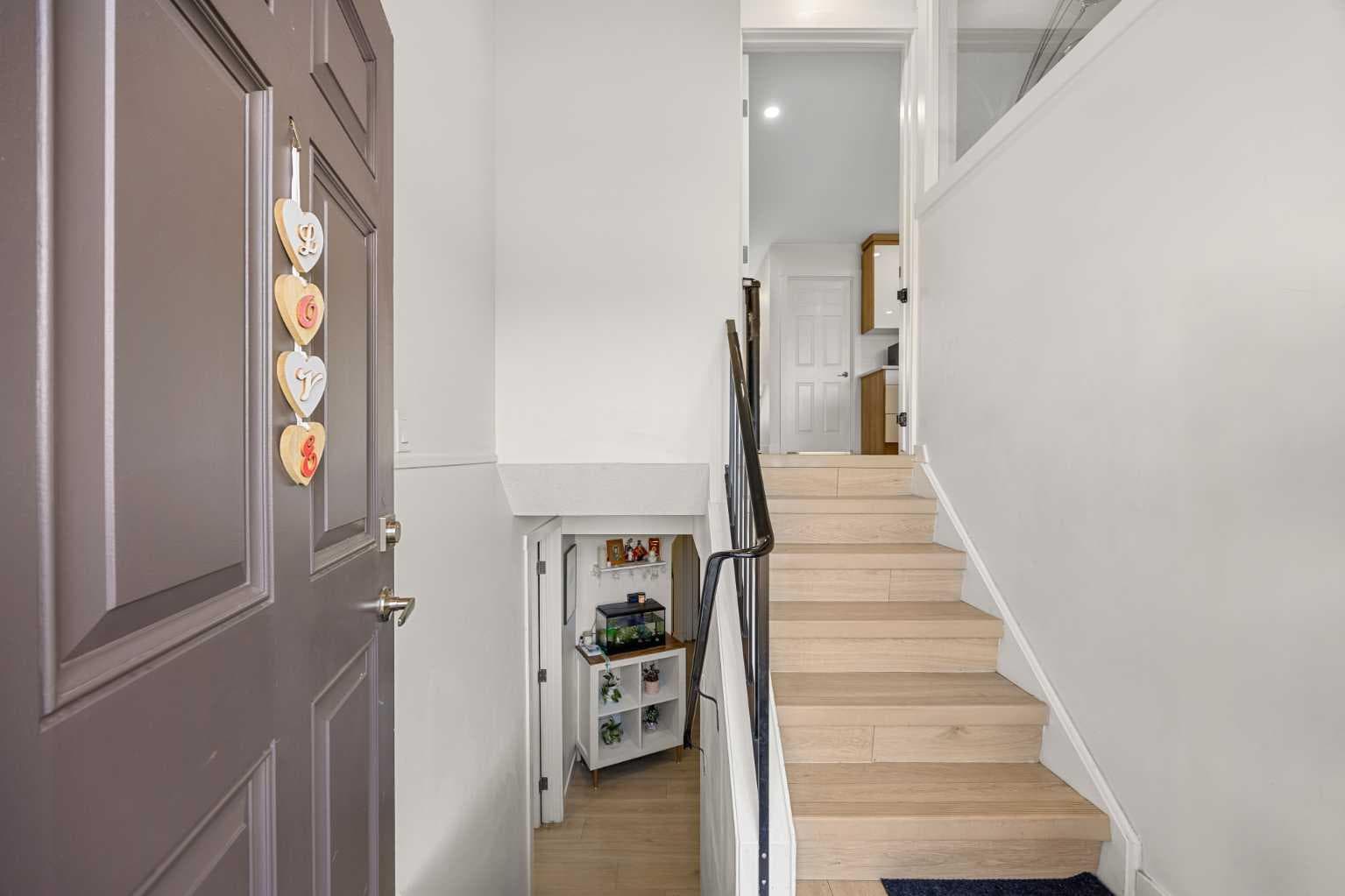 123 Radley Place SE — photo 2