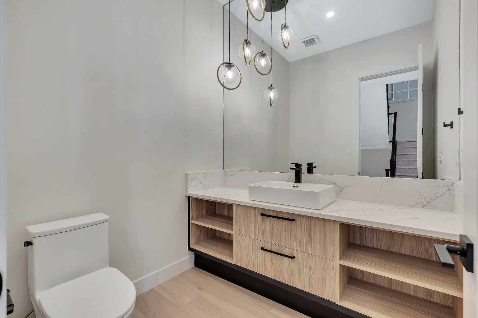 342 Normandy Drive SW — photo 5
