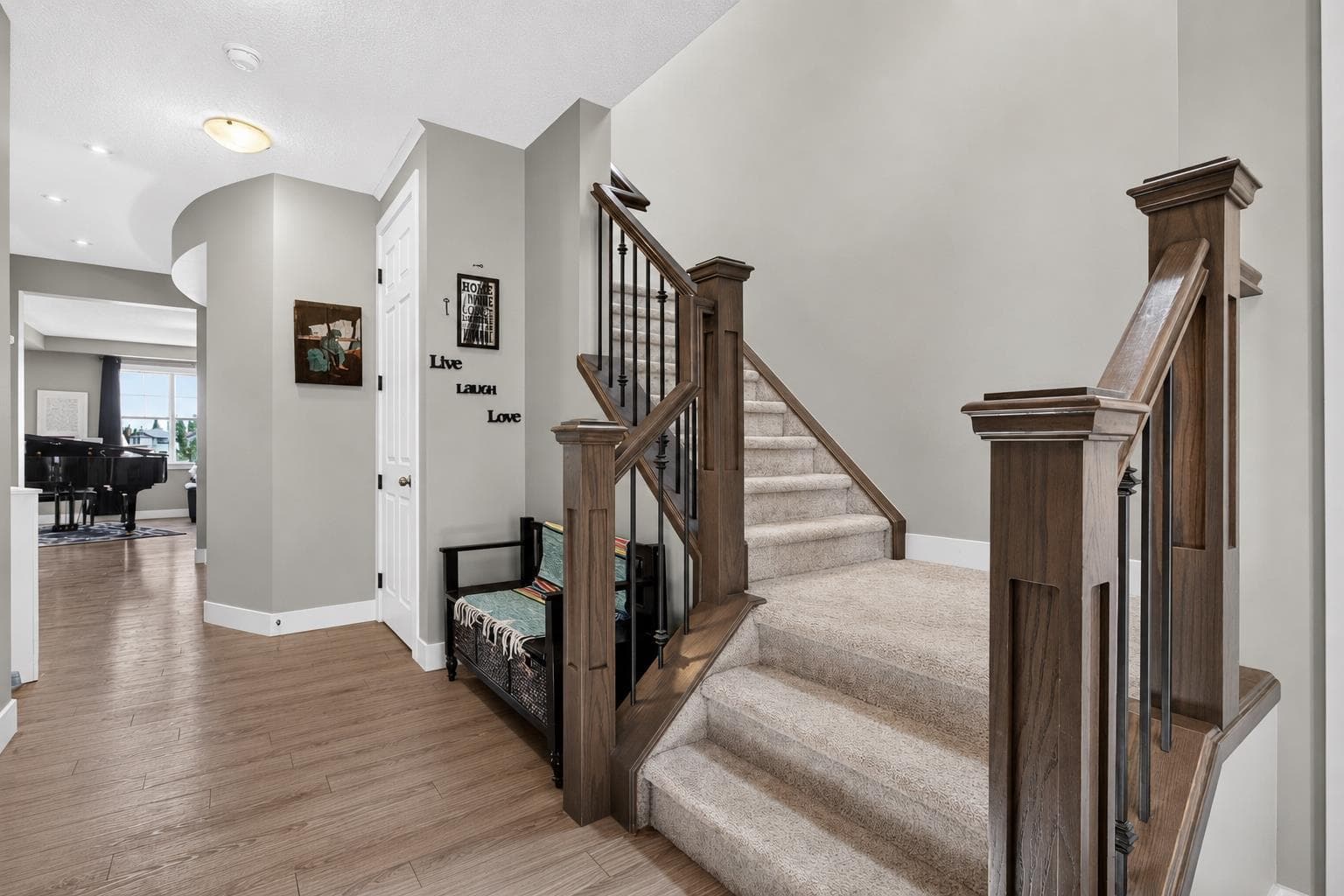 129 Windford Park SW — photo 3