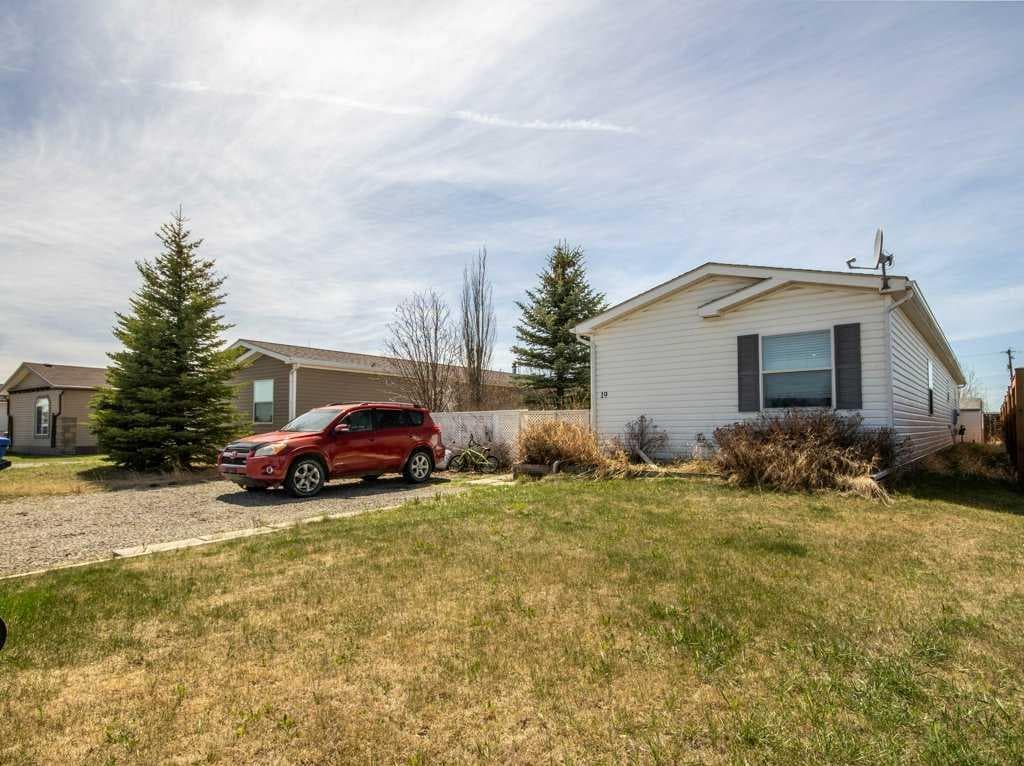 19 Noblefern Way — photo 2