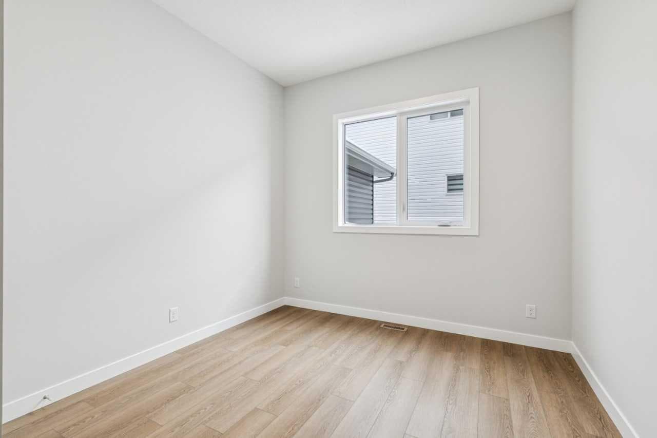 261 Dawson Wharf Crescent — photo 4