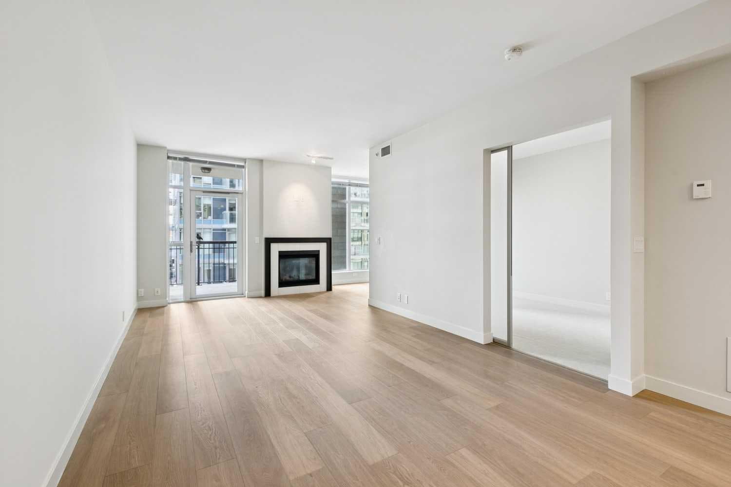 416, 222 Riverfront Avenue SW — photo 2