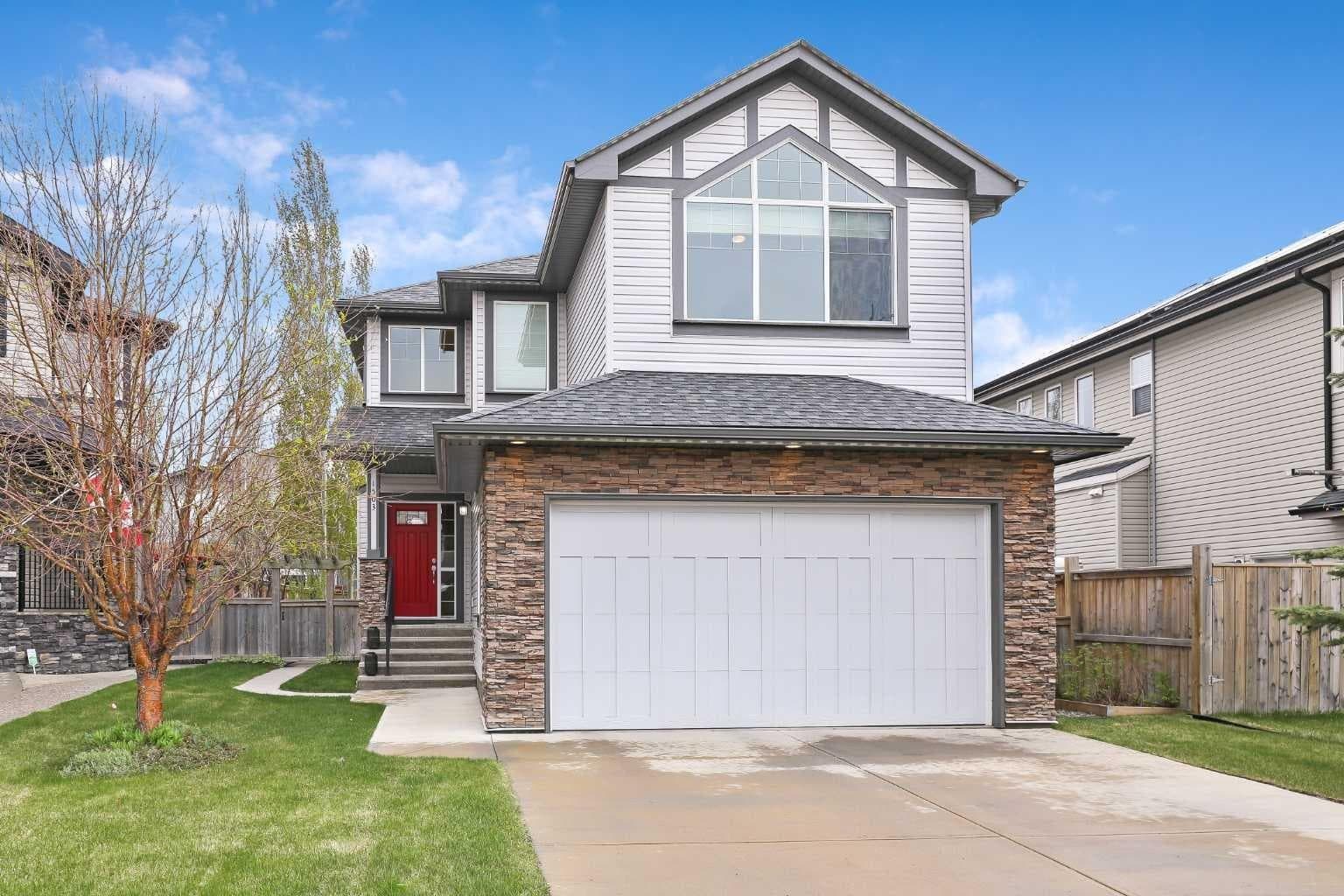 1503 Montgomery Place SE — photo 1