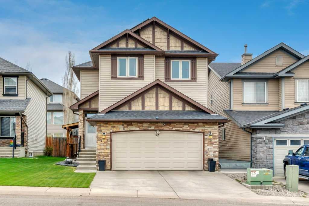 22 Kincora Heights NW — photo 1