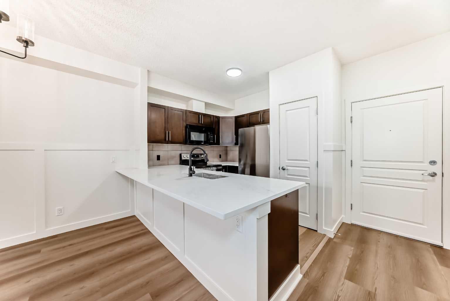 101, 22 Panatella Road NW — photo 5
