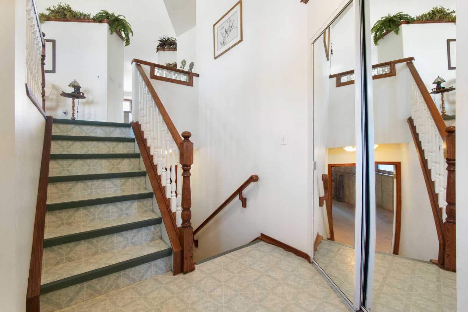 2 Madison Court — photo 2