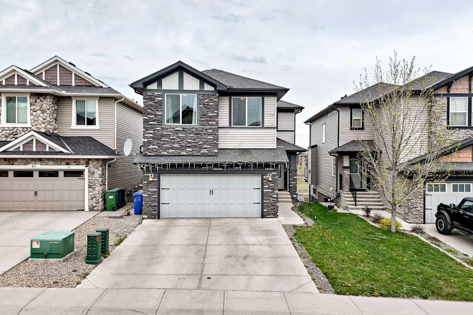 91 Nolanfield Crescent NW — photo 4
