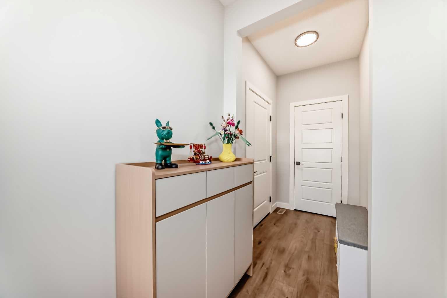 47 Amblefield Grove NW — photo 4