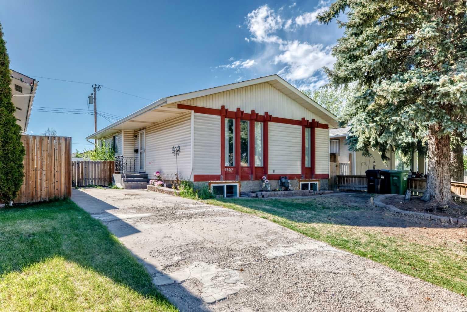 7807 20A Street SE — photo 1