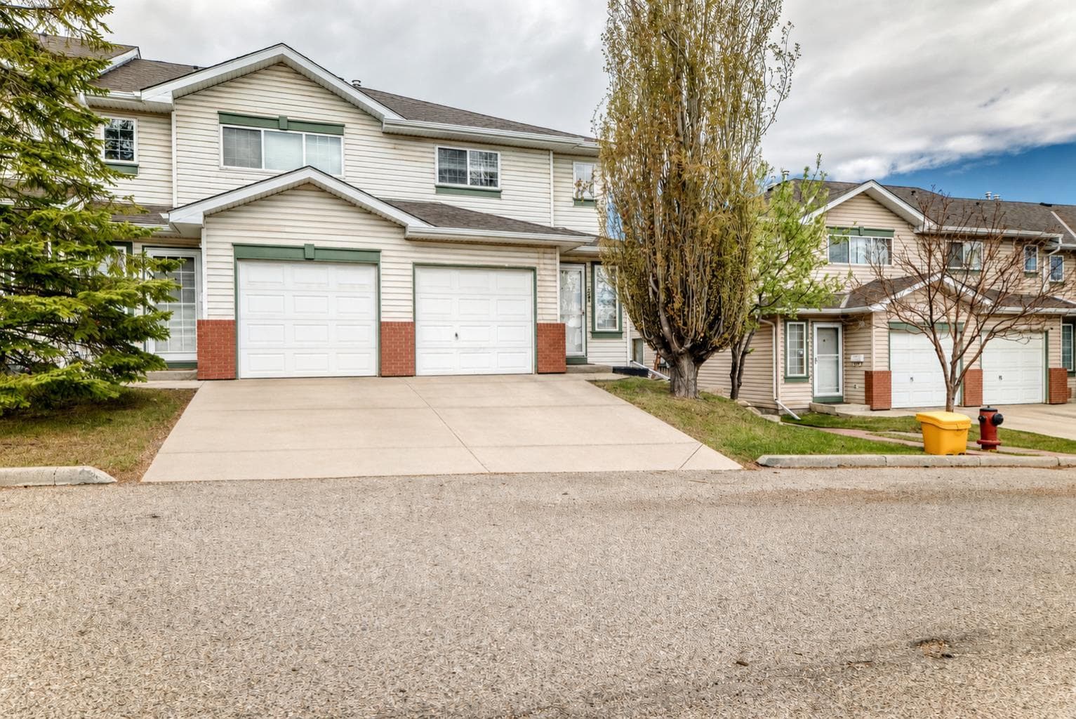 152 Country Hills Villas NW — photo 1