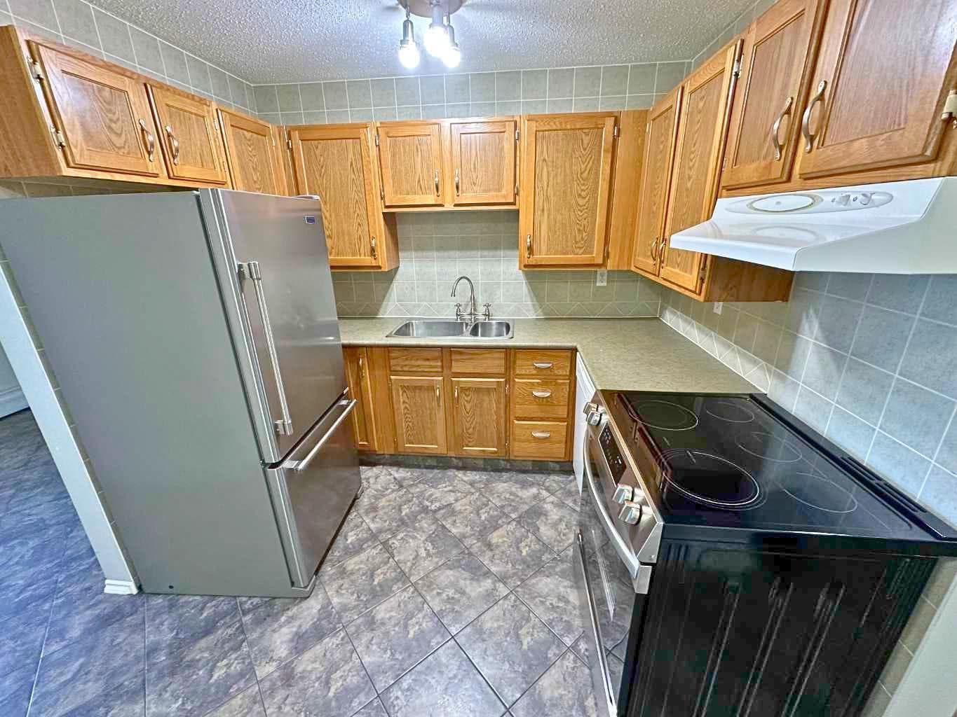 102, 7031 Gray Drive — photo 2