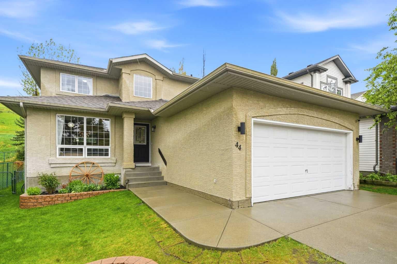 44 Gleneagles View — photo 2