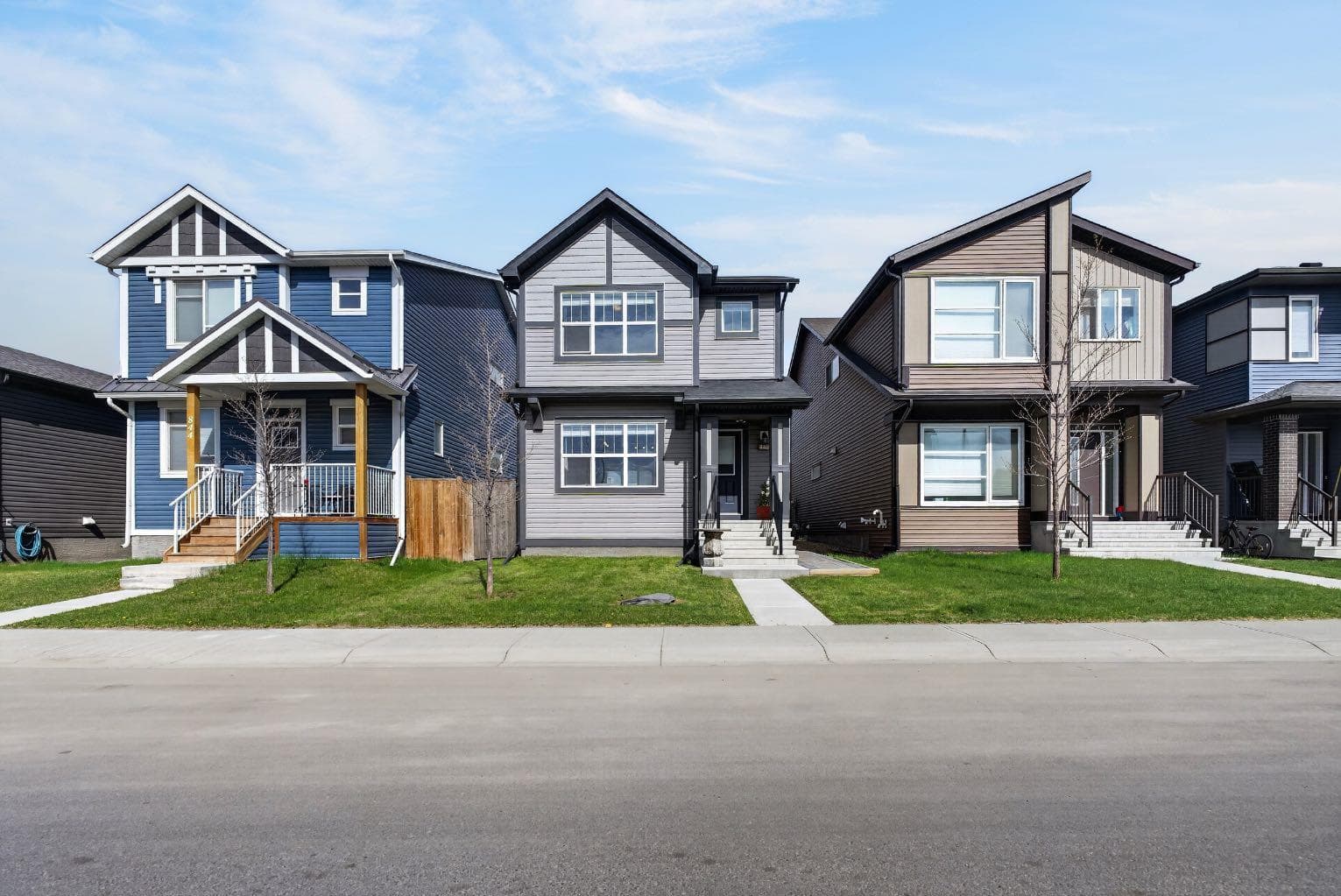 848 Chinook Gate Parade SW — photo 2