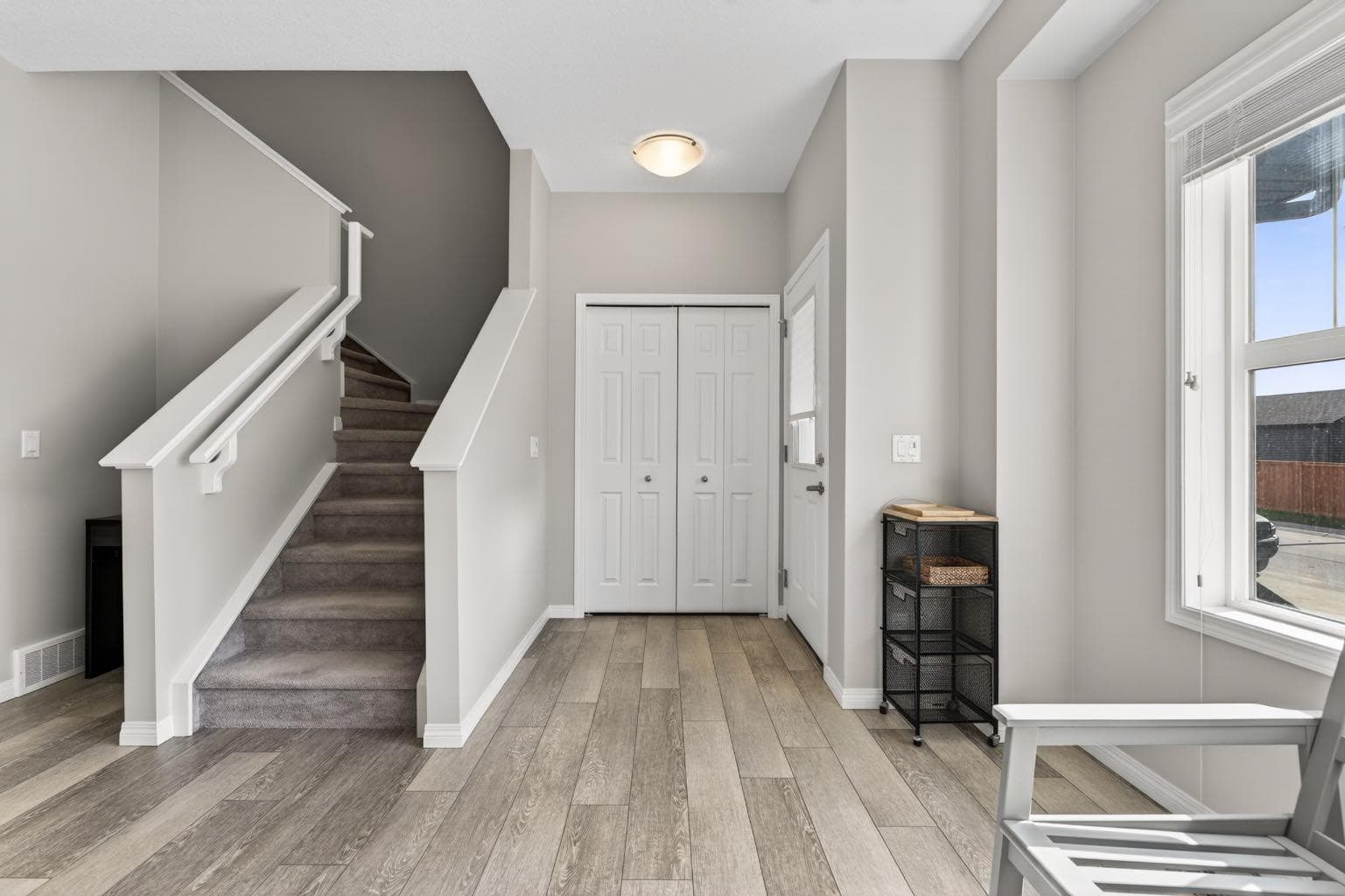 848 Chinook Gate Parade SW — photo 5
