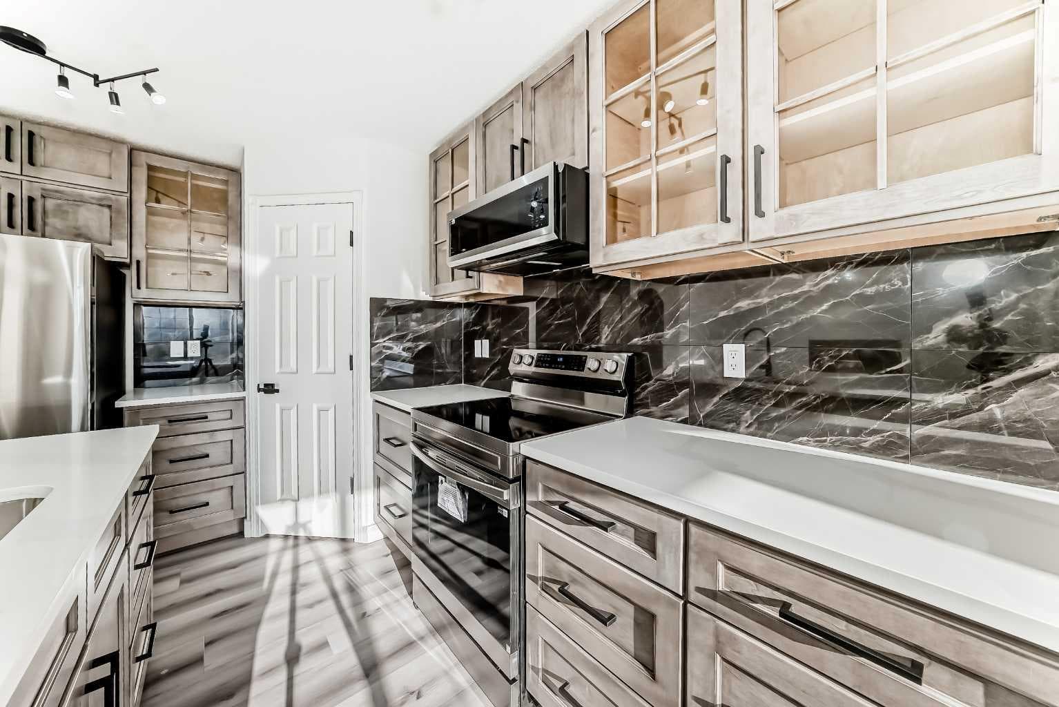 289 Canals Circle SW — photo 4
