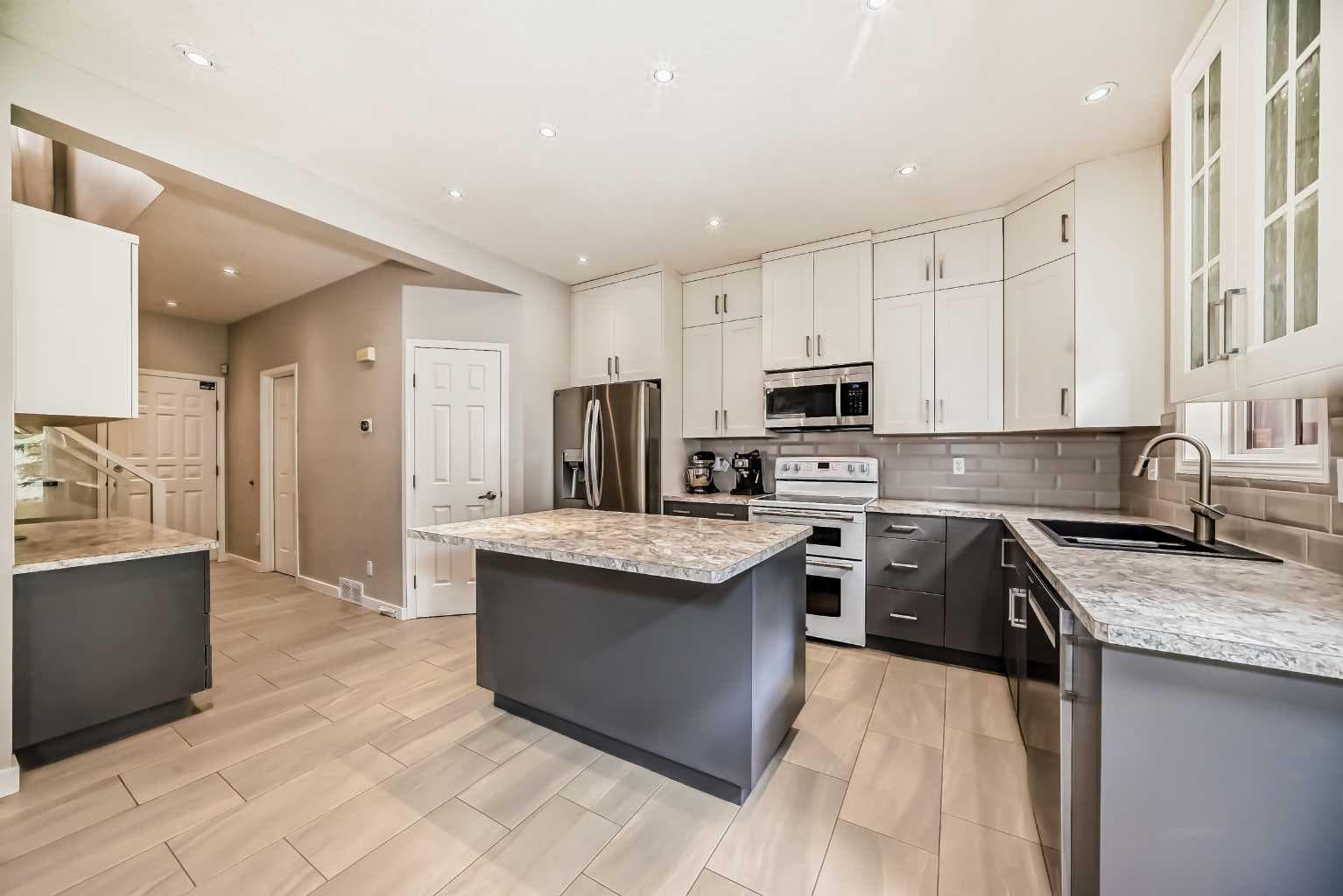 307 Arbour Crest Road NW — photo 3