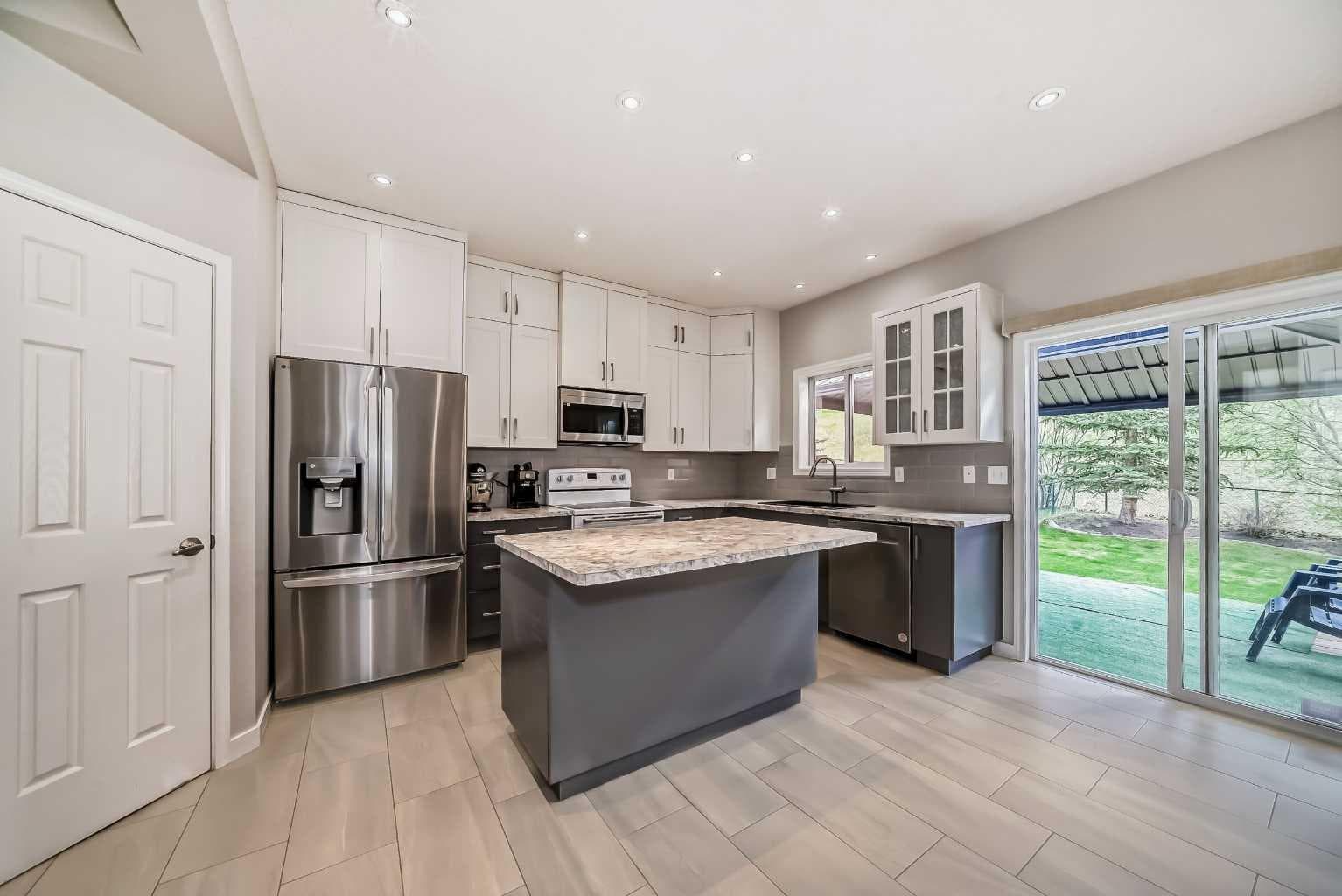 307 Arbour Crest Road NW — photo 4