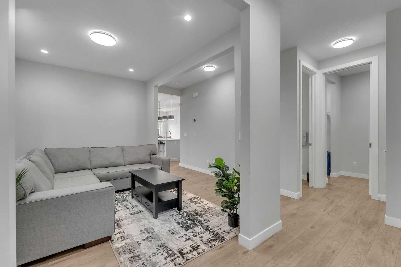 152 Savanna Way NE — photo 4