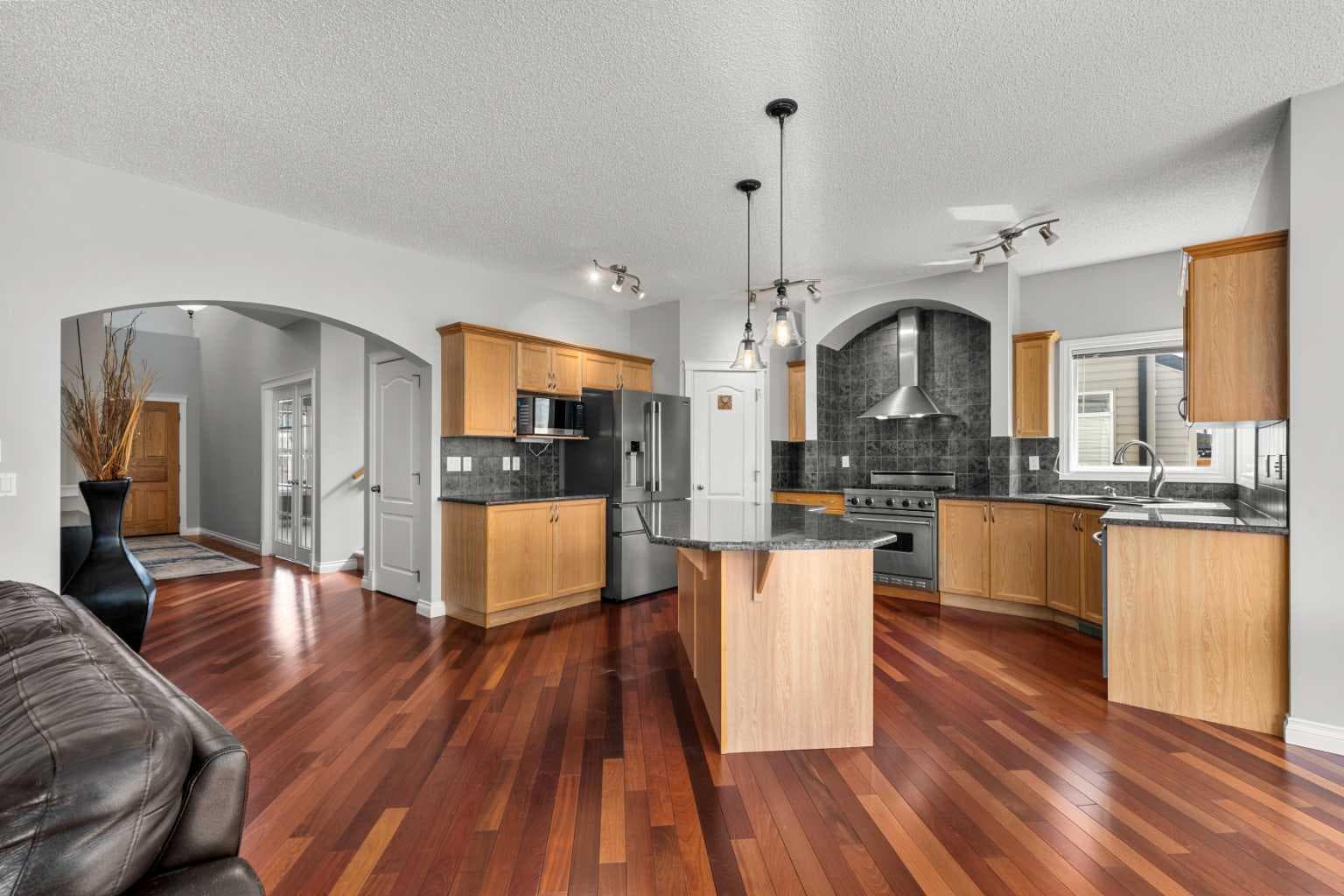 117 Westmount Road — photo 4