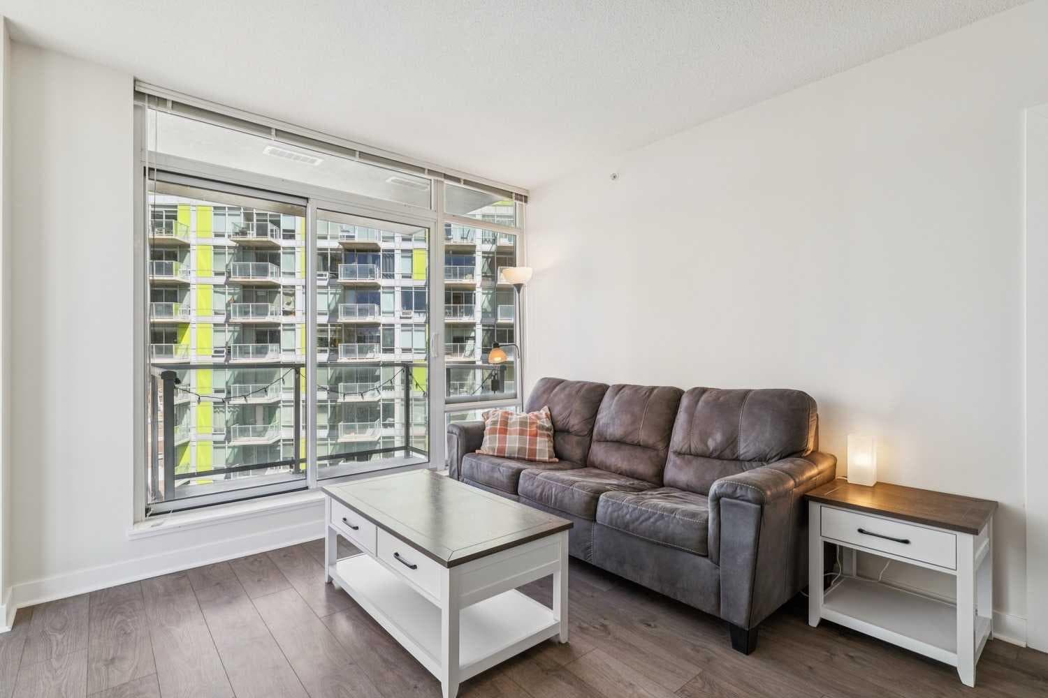 1007, 10 Brentwood Common NW — photo 5