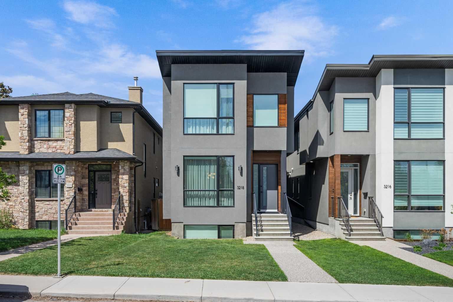 3218 14 Avenue SW — photo 1