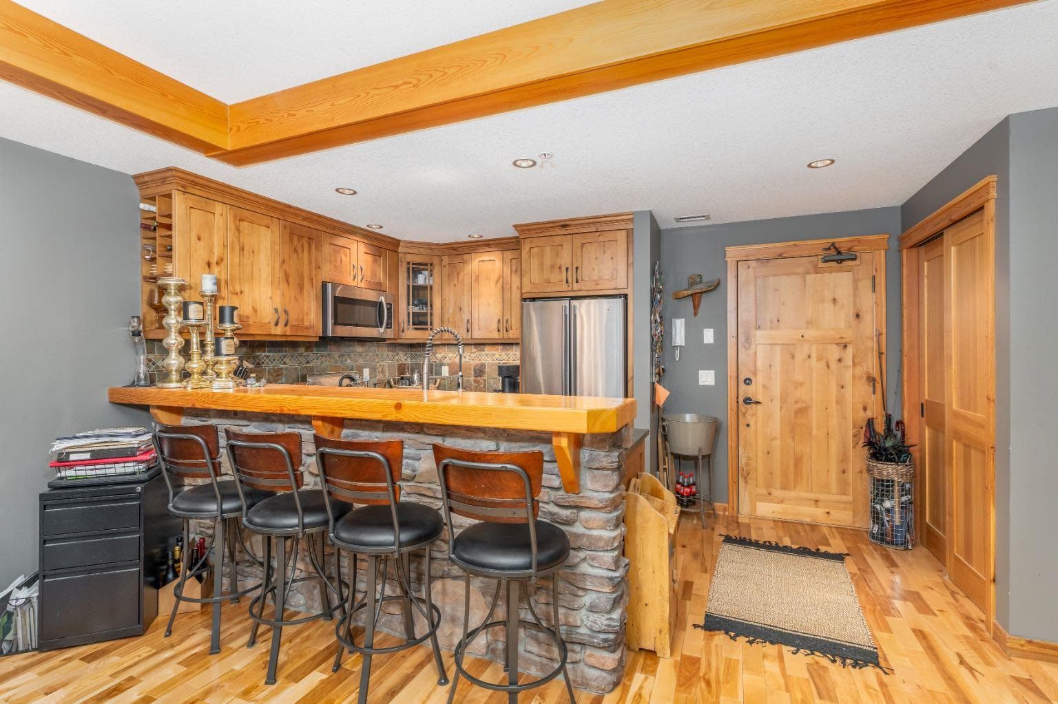 2207, 101B Stewart Creek Landing — photo 5