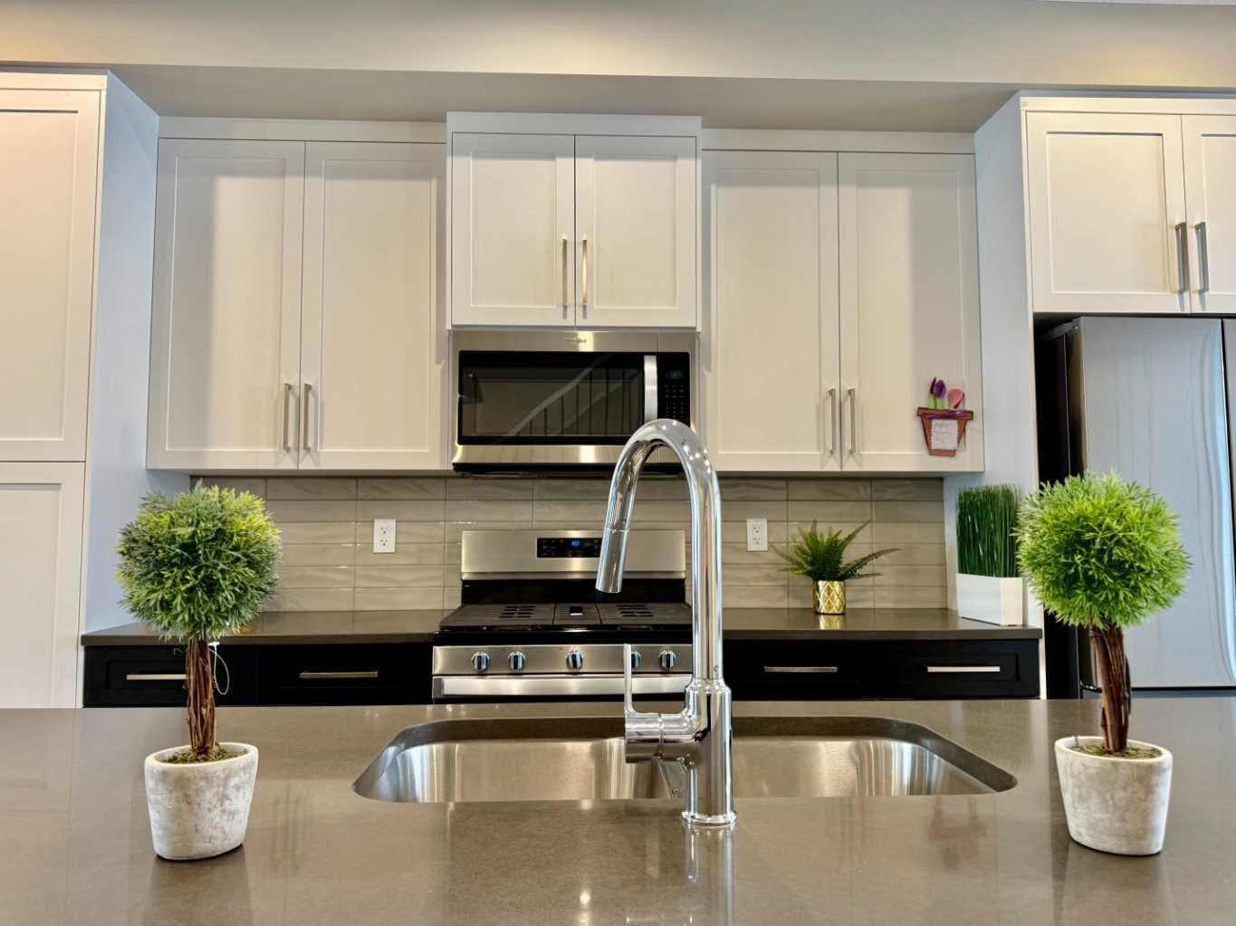 399 Sora Boulevard SE — photo 2