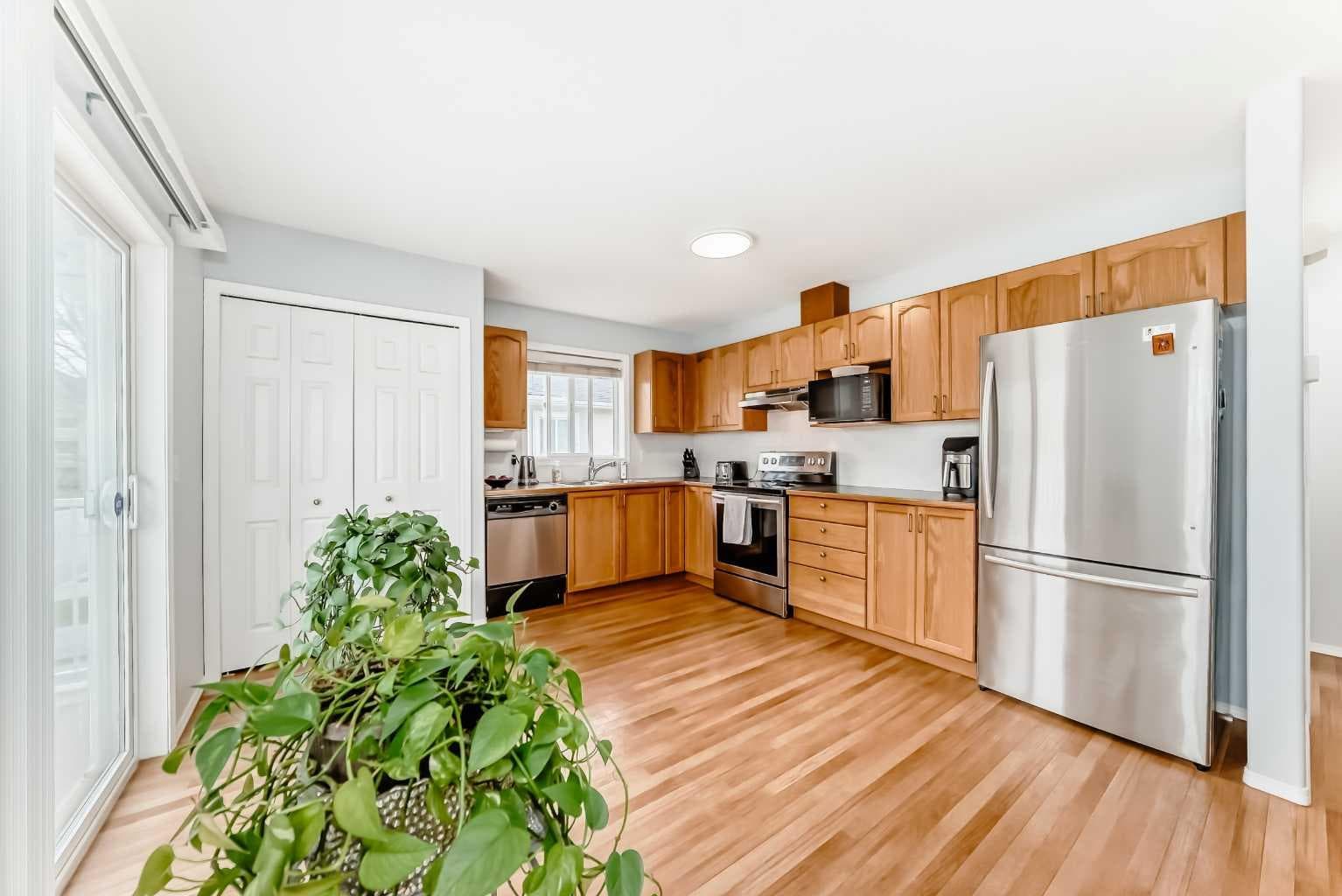 6621 Pinecliff Grove NE — photo 4