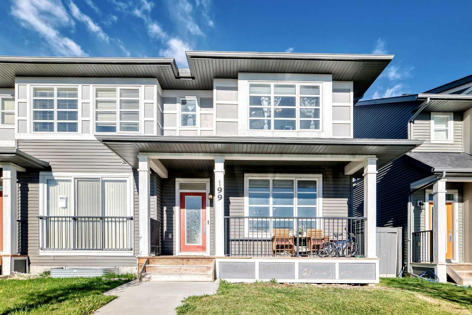 Semi Detached (Half Duplex) in Saddle Ridge