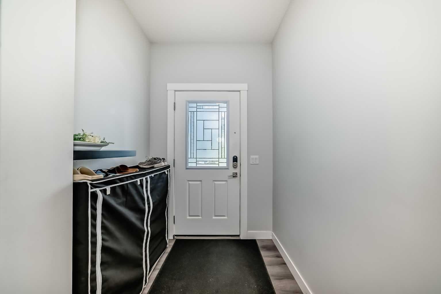 748 Midtown Drive SW — photo 3