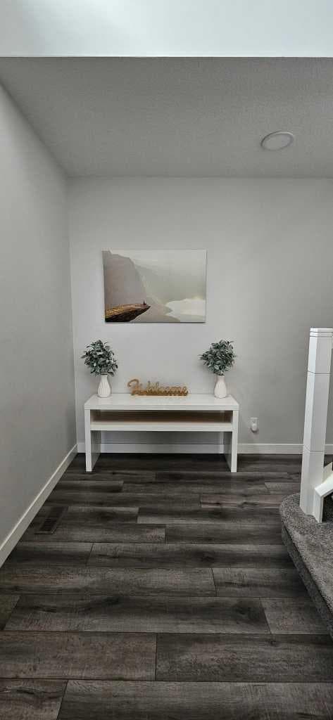 748 Midtown Drive SW — photo 4