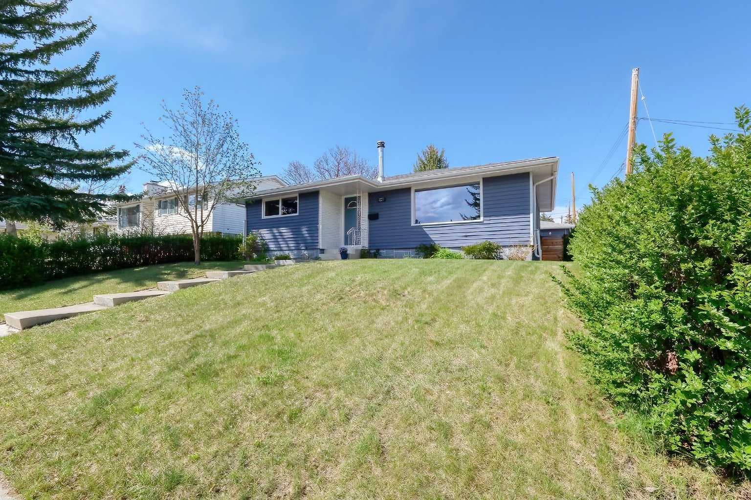 5940 Dalkeith Hill NW — photo 3