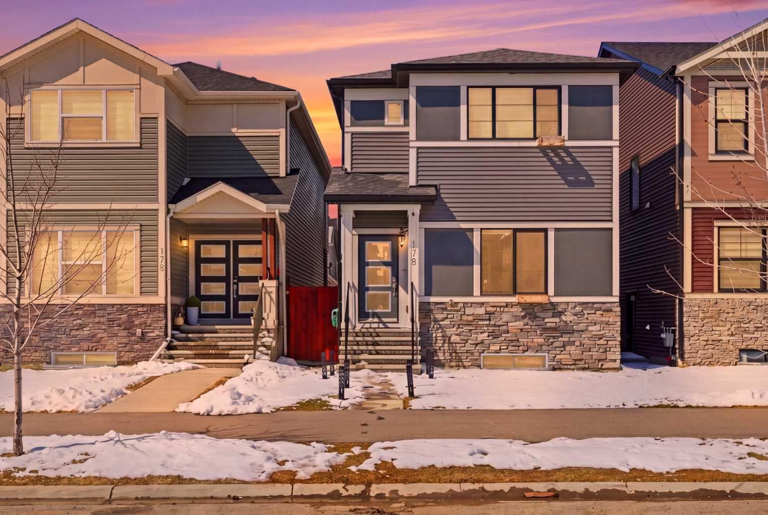 179 Homestead Drive NE — photo 1