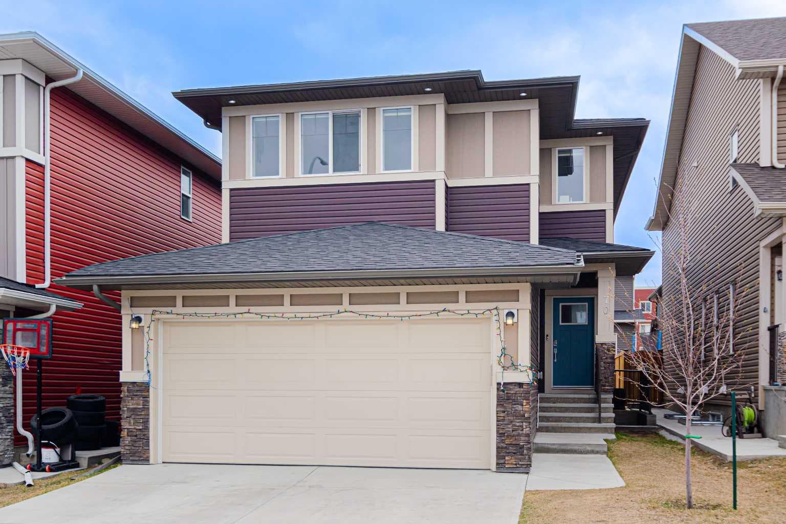 70 Saddlestone Green NE — photo 1