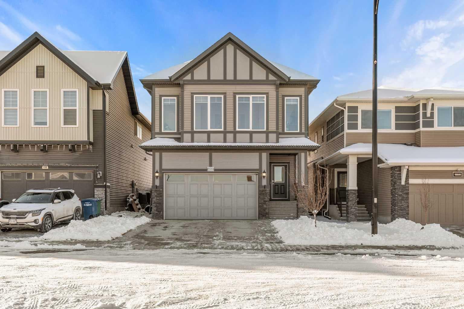 492 Chinook Gate Square SW — photo 4