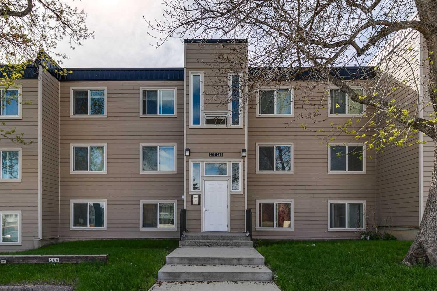 208, 315 Heritage Drive SE — photo 1