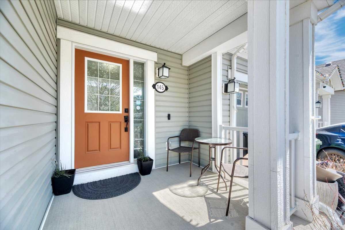 145 Viewpointe Terrace — photo 2