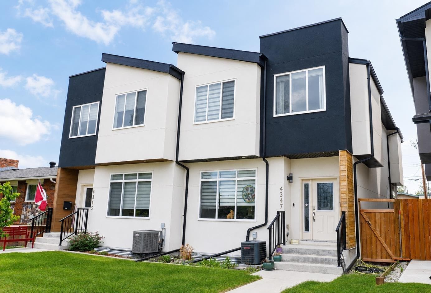 Semi Detached (Half Duplex) in Bowness