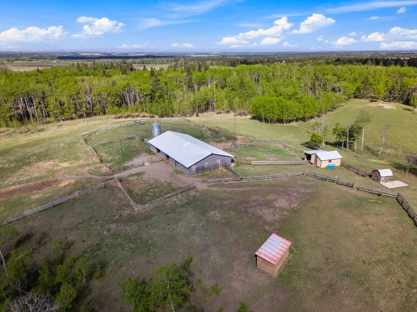 10, 2168 587 Highway — photo 4