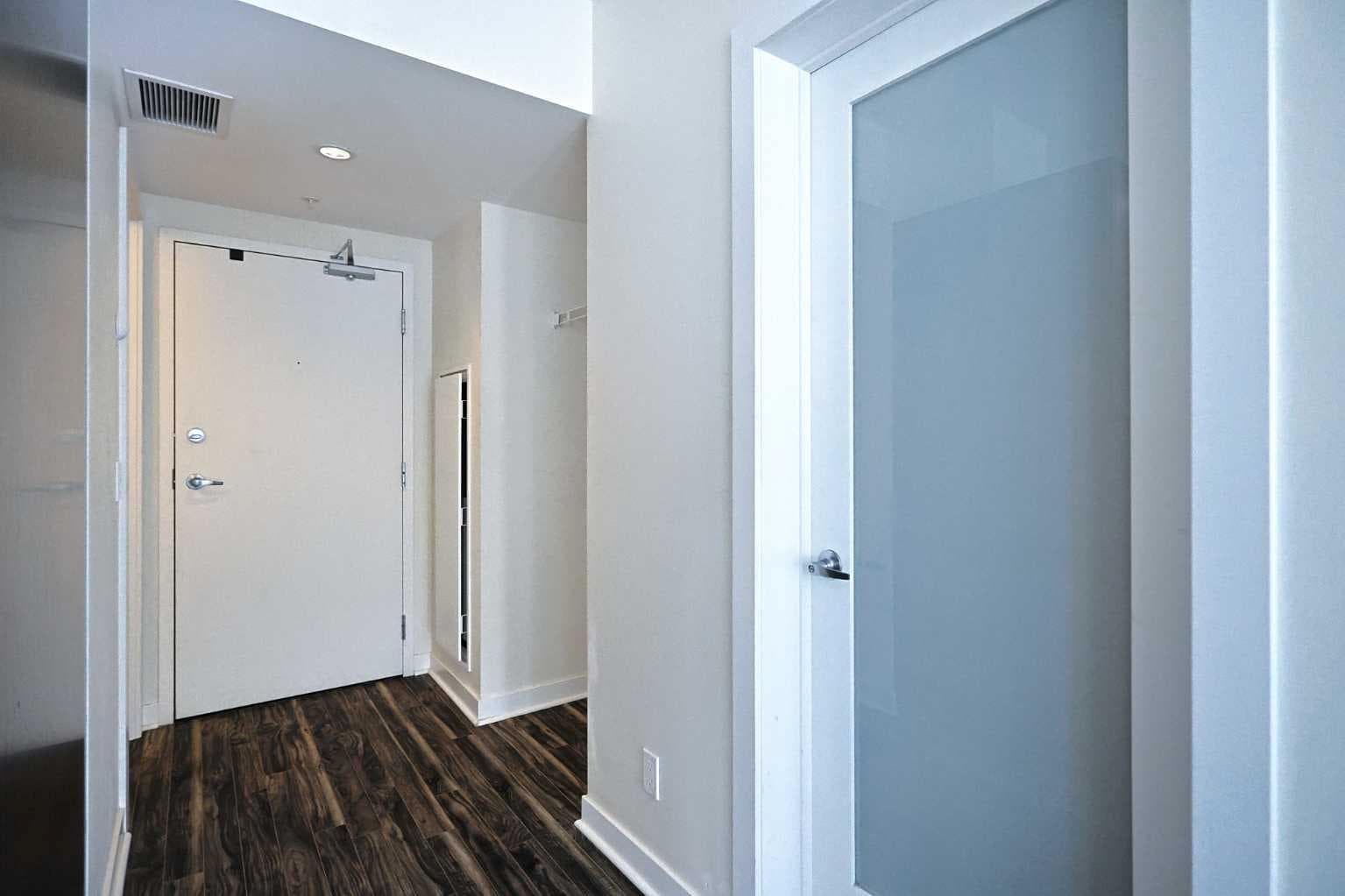 904, 10 Brentwood Common NW — photo 5