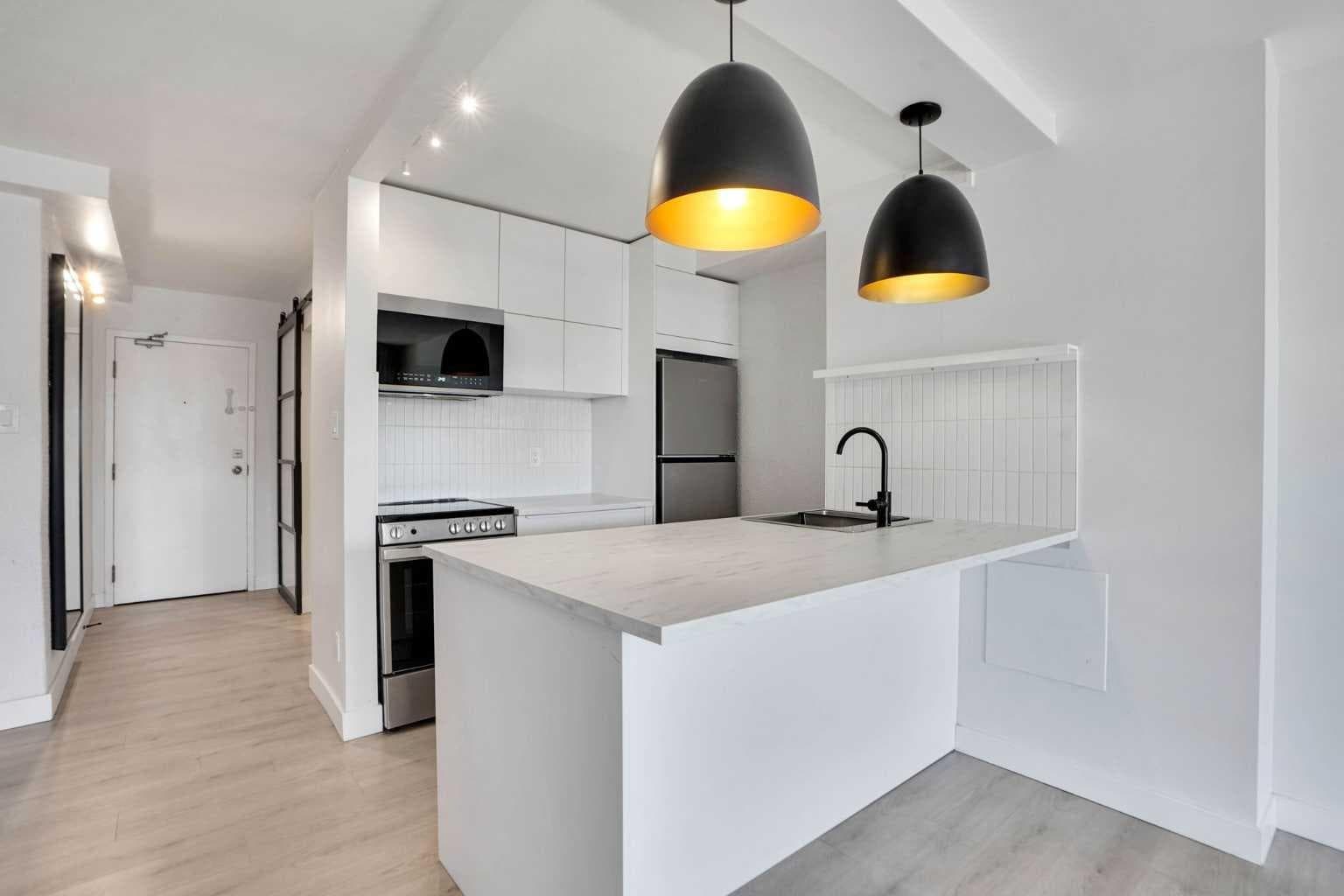 Apartment in Downtown Commercial Core
